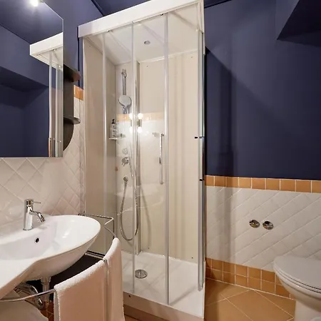 Aparthotel Urbanauts Minelli 4*