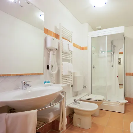 Urbanauts Studios Minelli