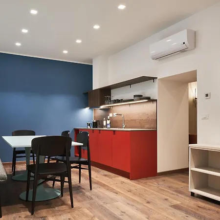 Urbanauts Minelli 4* Trieszt