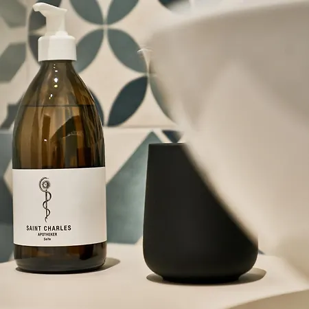 Urbanauts Minelli Апарт-готель 4*