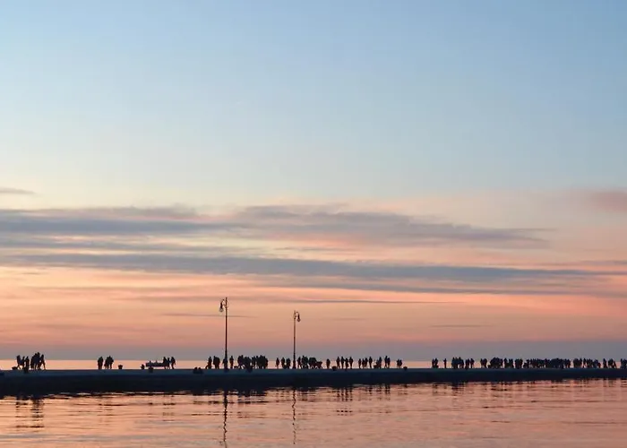 Апарт-готель Urbanauts Minelli 4*