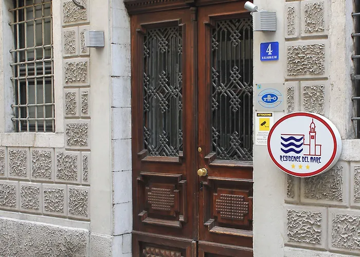 Urbanauts Minelli Трієст