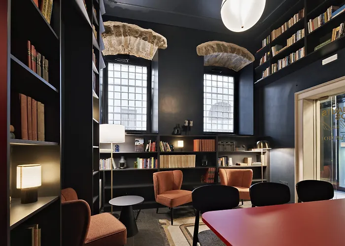 Апарт-отель Urbanauts Minelli 4*