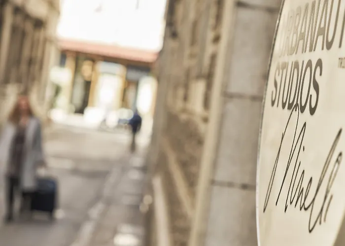 Апарт-готель Urbanauts Minelli