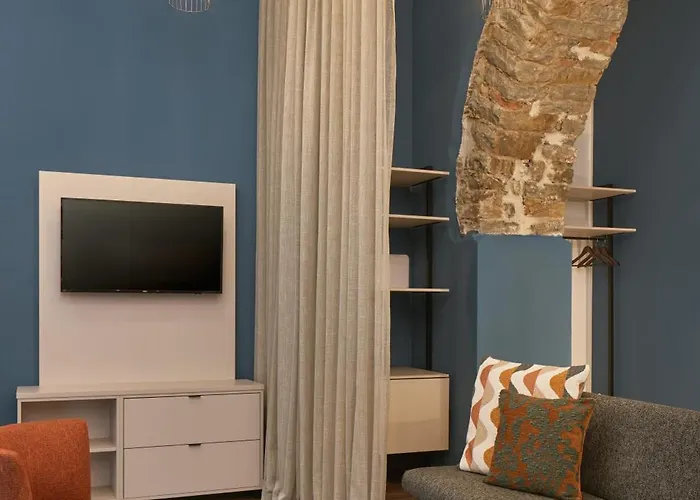 Апарт-готель Urbanauts Minelli